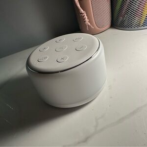 Sounds machine with light